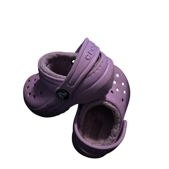 CROCS Other - CROCS Fleece Lined Lavender Toddler Size 5C